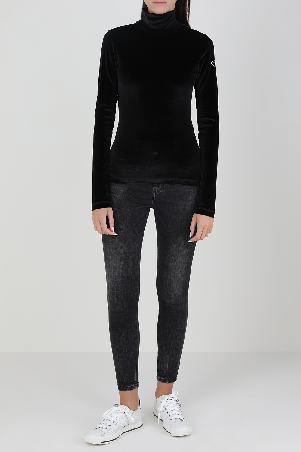 חולצה ארוכה מקטיפה עם צווארון גולף